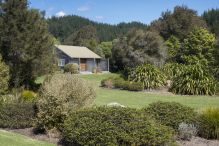 ABEL TASMAN LODGE